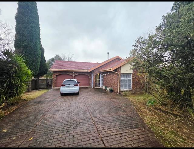 3 BEDROOM HOUSE FOR SALE IN NORKEM PARK